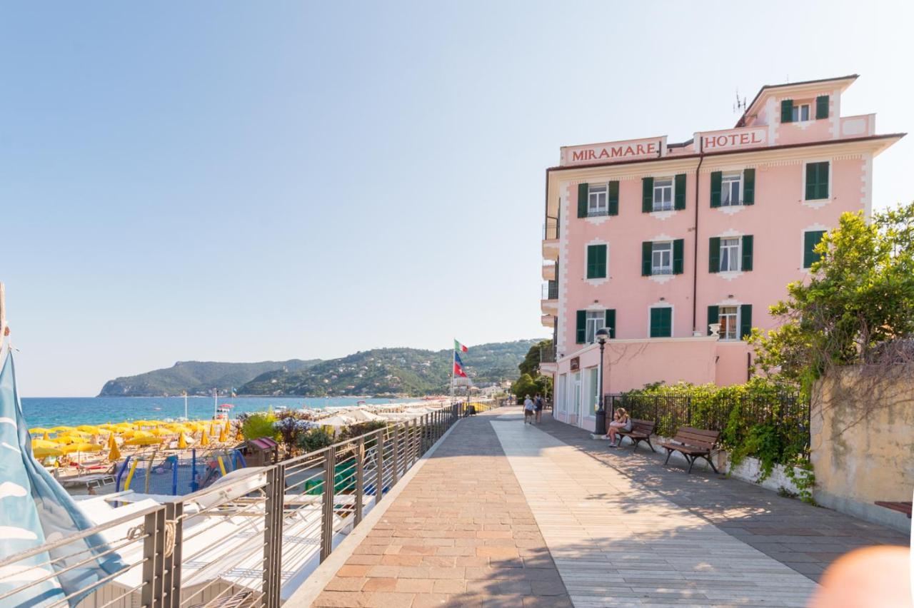 Hotel Miramare Spotorno Εξωτερικό φωτογραφία