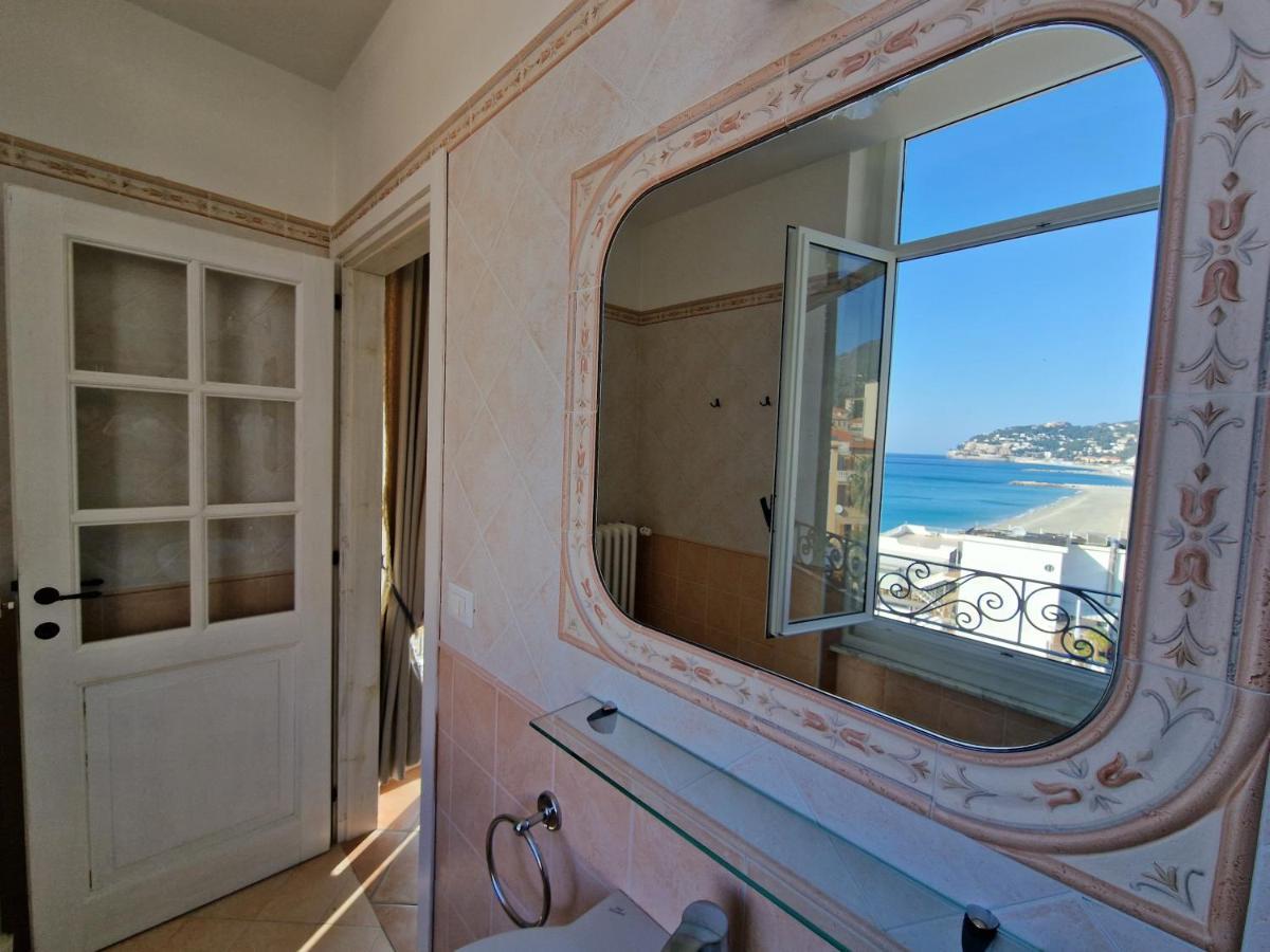 Hotel Miramare Spotorno Εξωτερικό φωτογραφία