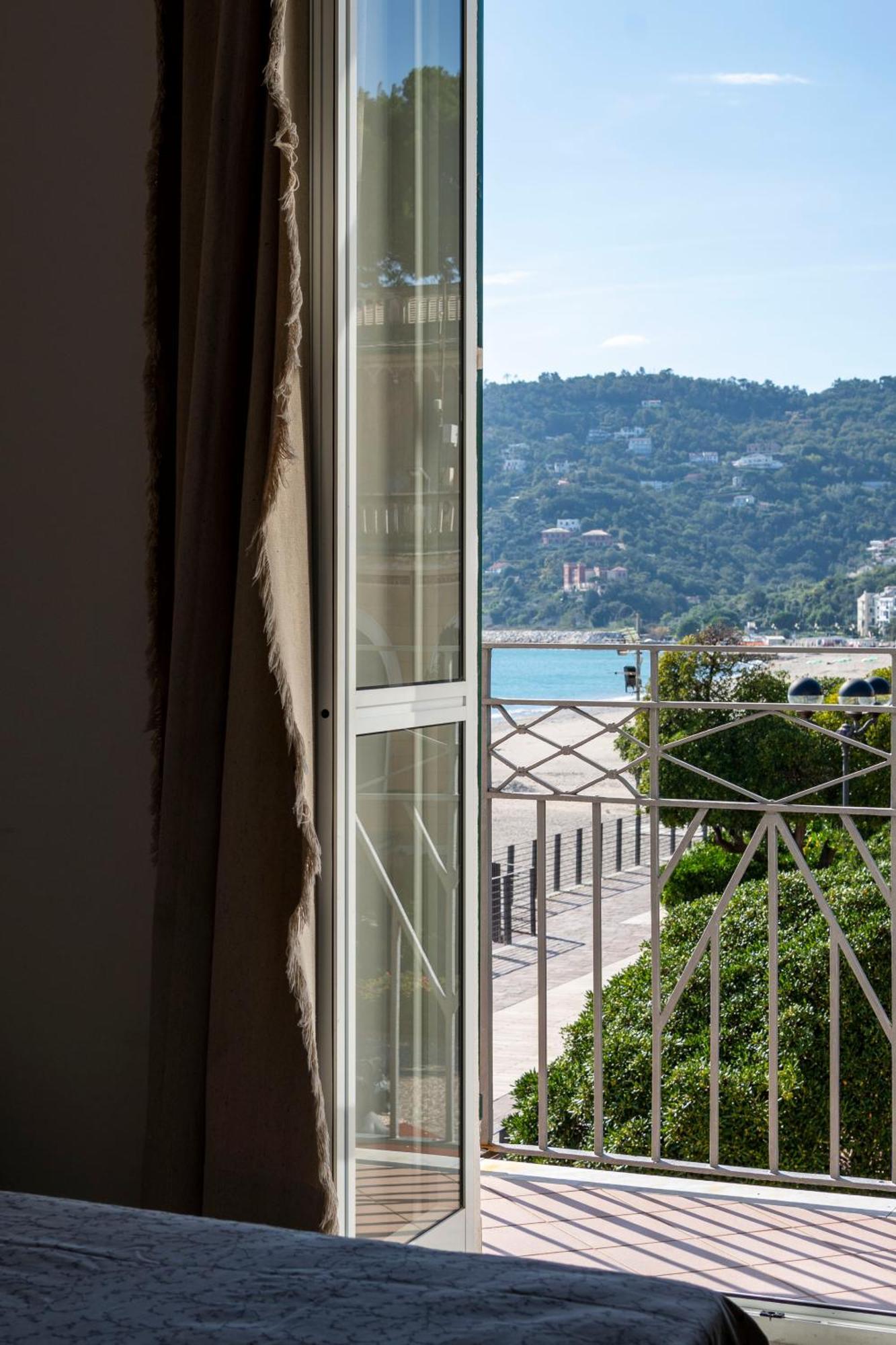 Hotel Miramare Spotorno Δωμάτιο φωτογραφία