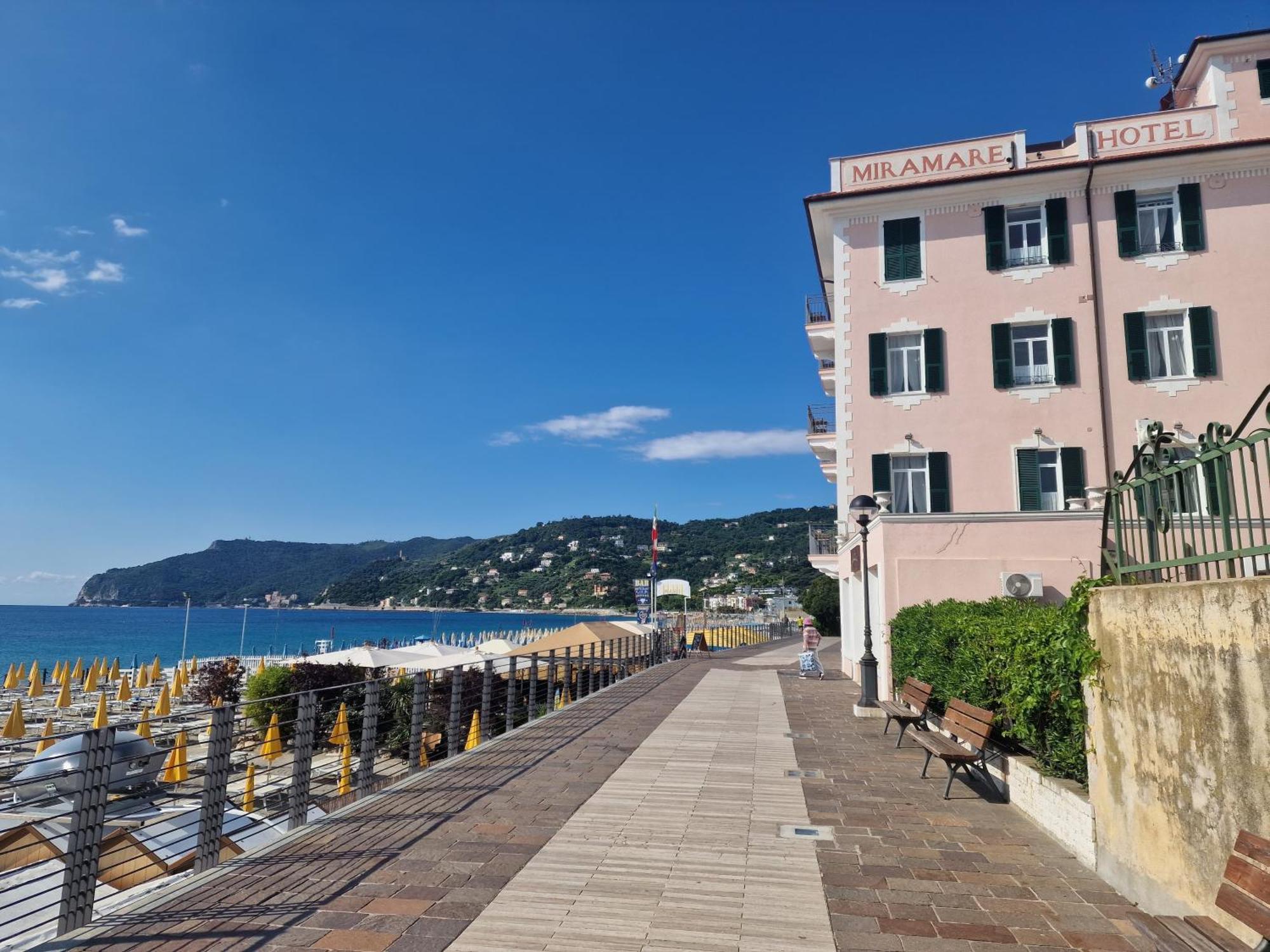 Hotel Miramare Spotorno Εξωτερικό φωτογραφία